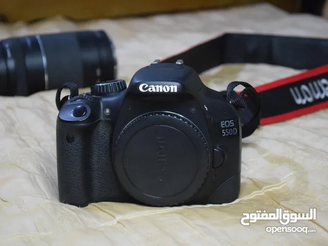 كاميرا كانون 550D السعر 200 $