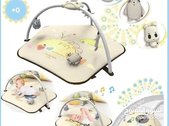فرشة للاطفال play mat مستعمل استعمال بسيط في جهاز للموسيقى