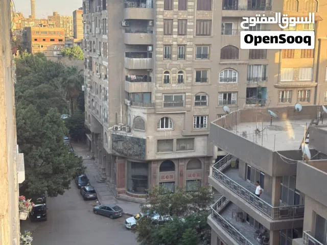 شقة للبيع لوكيشن مميز جدا في العجوزة