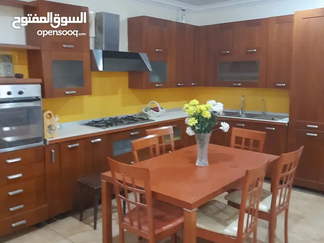 450 m2 5 Bedrooms Townhouse for Rent in Tripoli Alfornaj