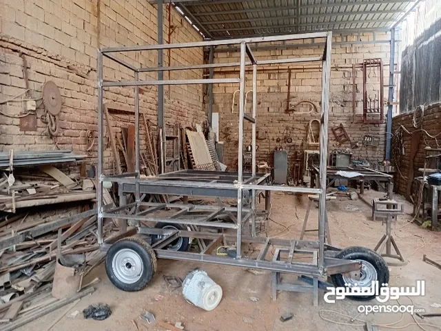 عربة تصلح لمواكب تايرات ستوتة  السعر 600 الف وبيها مجال