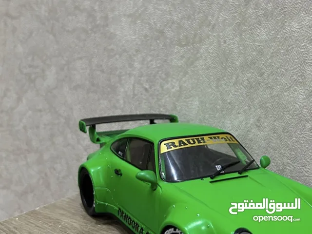 سيارات سوليدو 1:18