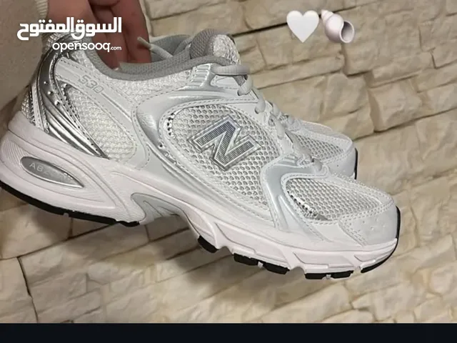 حذاء رياضي نيو بلانس New Balance