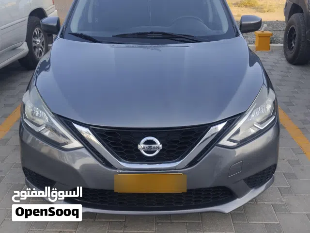Nissan Sentra. 2016 .  Model