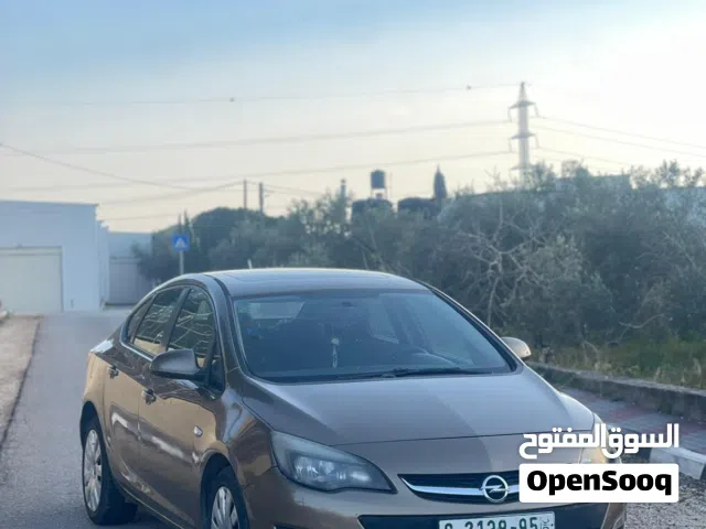 Used Opel Astra in Qalqilya
