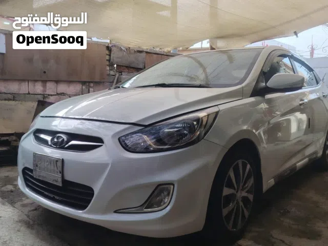 2015 هيونداي اكسنت Limited