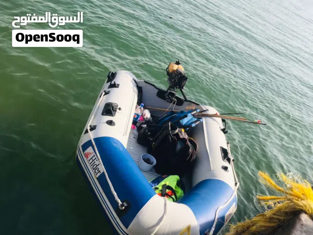 زورق  صاروخ للبيع