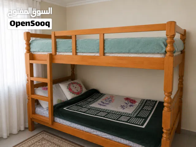 2 سرير طابقين ... محصه 4 اسره بحاله ممتازه بدون مراتب