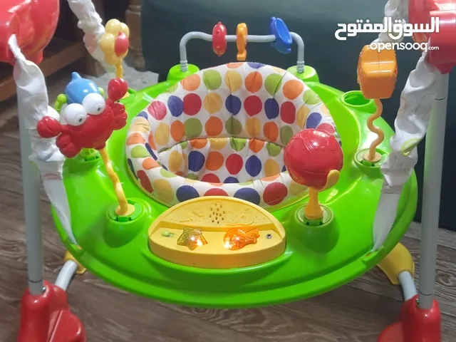 نطاطة ومرجيحة من عمر 6 شهور ل 3 سنوات ومعها موسيقا نظيفة