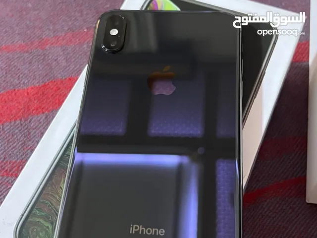 ايفون xs max الجهاز نضيف مامفتوح شرق اوسط البطاريه 75