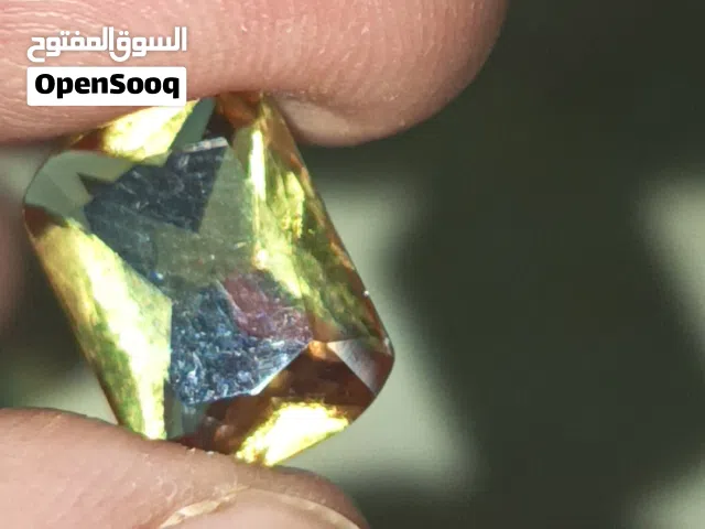 حجر سلليت متغير الالوان