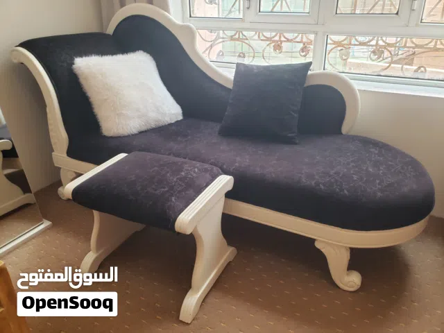 كوشة كنبة ملكي خشب زااان (شزلنق)