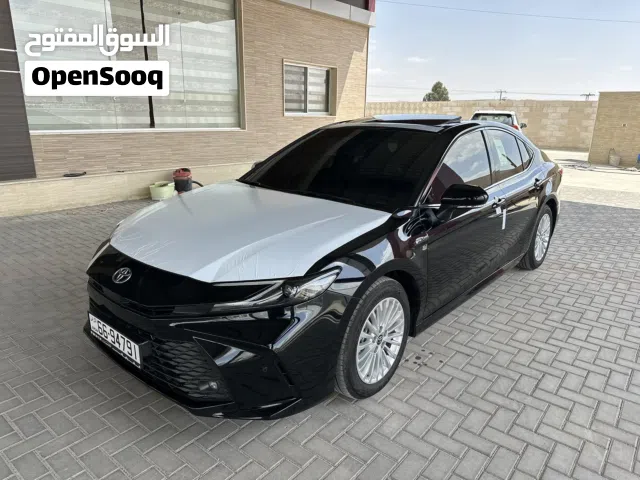 2025 تويوتا كامري E Plus HEV
