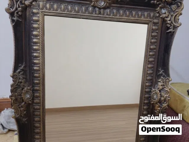 مراية 90x70  تقريبا..