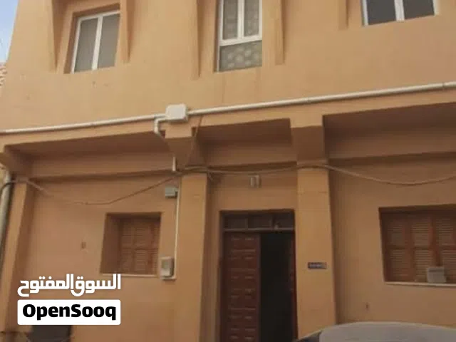 150 m2 More than 6 bedrooms Townhouse for Sale in Tripoli Old Soar Road
