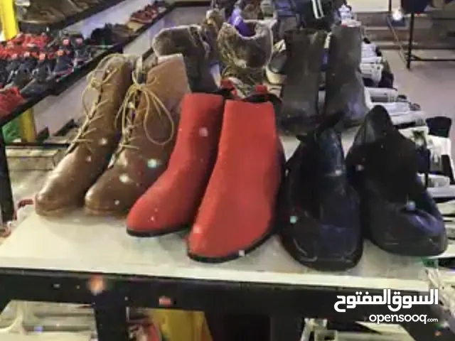 صالة تجارية (محل) للإيجار 400 متر