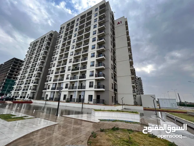 يتوفر شقه مجمع السلام السكني حي الجهاد