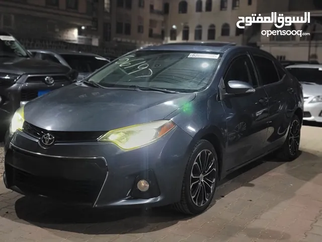 تويوتا كرولا فل كامل (S)بصمه فتحت سقف وسعر مغري جدا سليم ارباج صدمتها صدام خلفي فقط زيرو ولاقطره ذحل