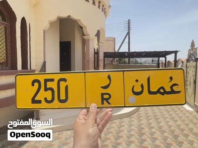 ثلاثي جدا مميز ومن المالك مباشرة