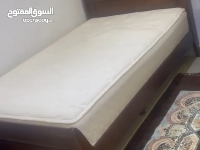 غرف نوم للبيع