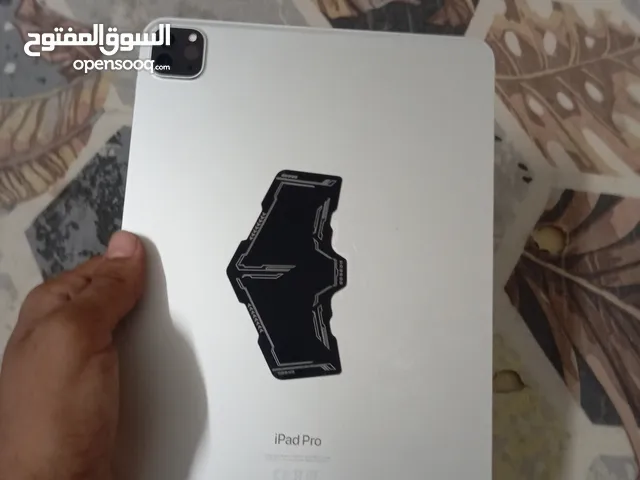 ايباد برو 2022معالجm2