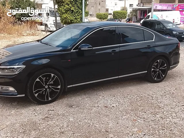Used Volkswagen Passat in Salfit