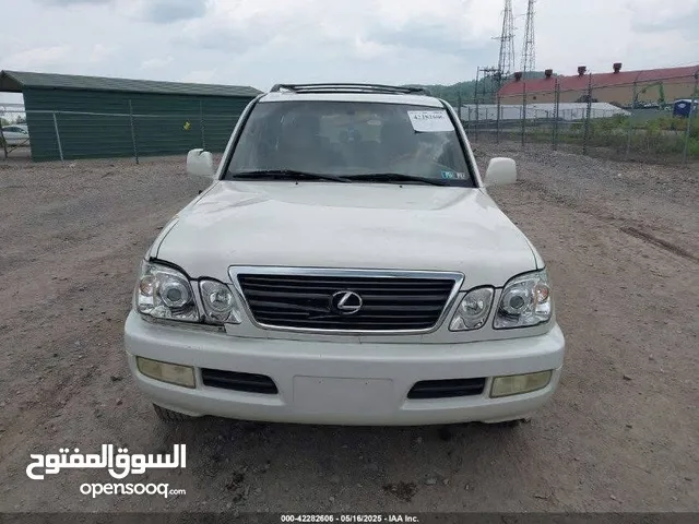 لكزس LX470 لبؤة موديل 2000 بيع بحر برقم حاوية ECMU7382561