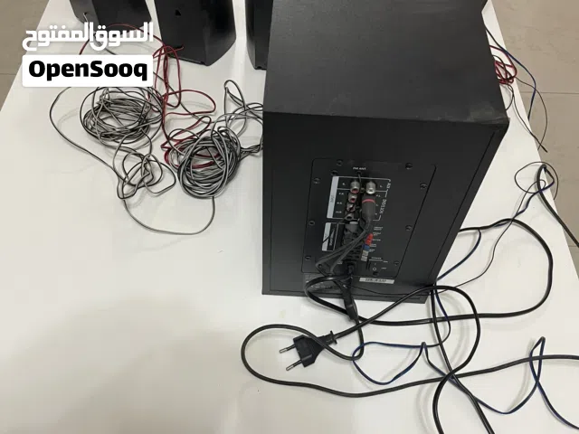 مجموعة مكبرات الصوت