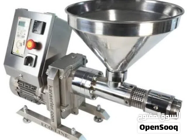 ماكنه عصر بذور الاعشاب لاستخراج الزيوت الطبيعيه. تركية المنشا مستخدمة لمدة اسبوع سبب البيع لعدم تفرغ