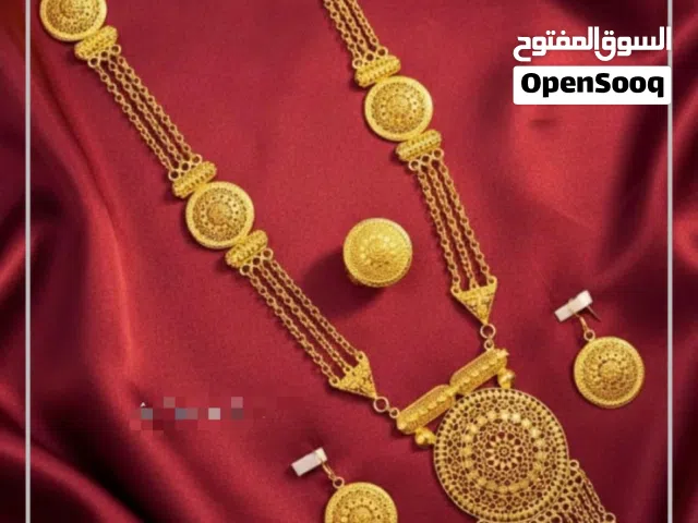 أطقم مطليه بالذهب شبيها بالذهب الأصلي