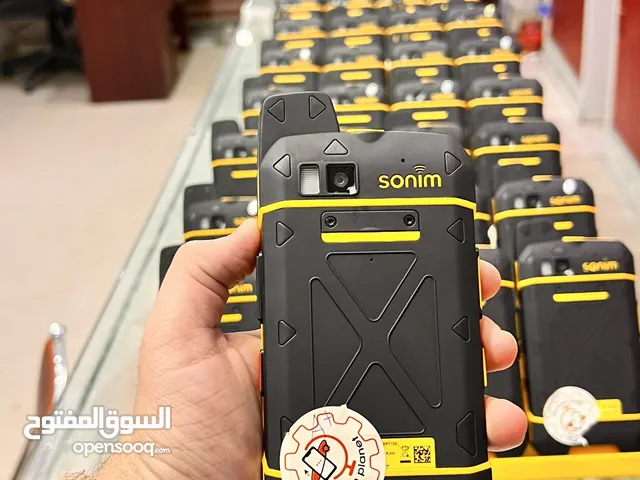 للبيع هاتف sonim XP7  هاتف مدرع مختم ب الكرتون ضدالماءضدالكسر  بطارية تدوم اكثر من شهرين