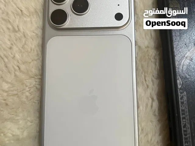 Apple iPhone 17 Pro Max 512 GB in Al Riyadh