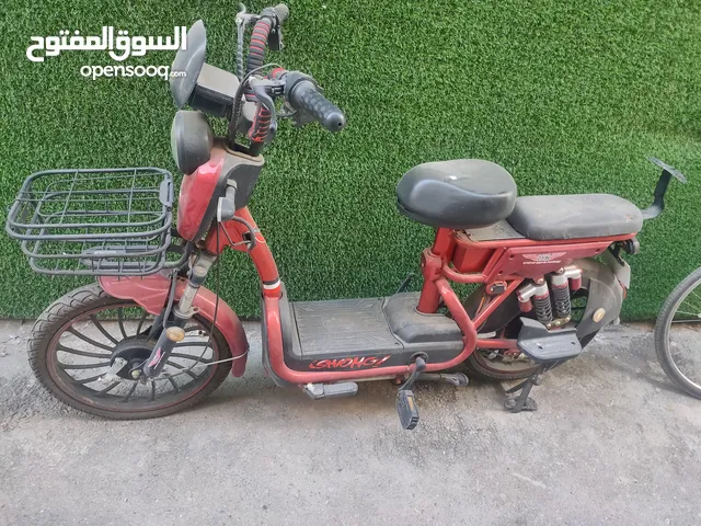 دراجه شحن البيع ناقصه بس بطاريات لأن البطاقات خلصت عدا البطاريات كلشي مابيها