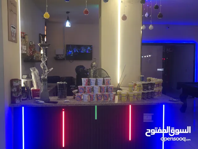 مركز العاب فيديو PlayStation وبلياردو