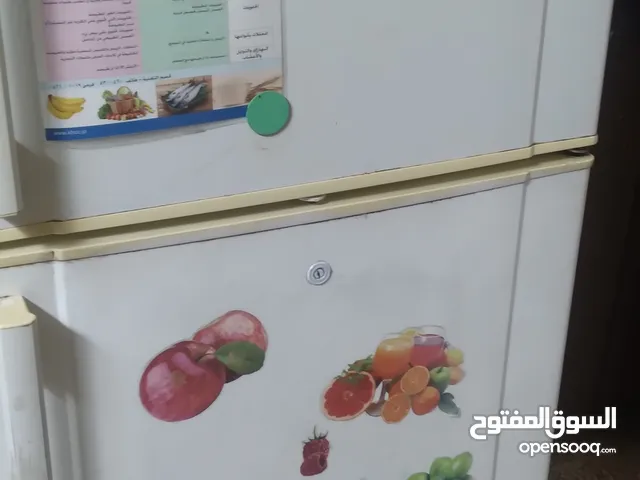 ثلاجة جينرال ديلوكس لون ابيض 18 قدم مستعمل نظيف