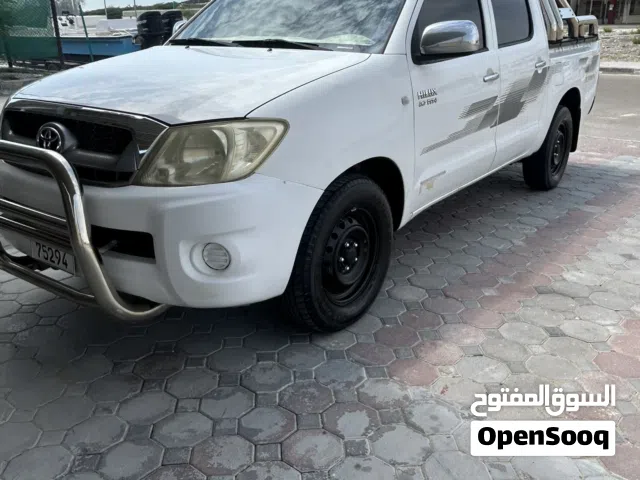 2011 Toyota Hilux DLX