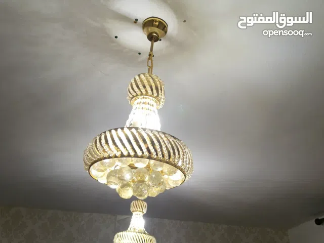 ثريات ليد 5 لمبات كل ثريا كرستال