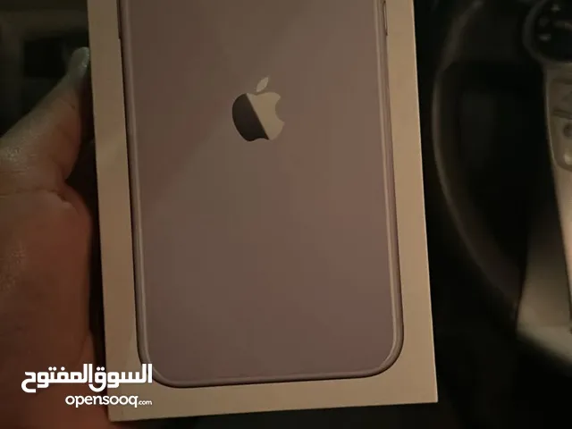 Apple iPhone 11 128 GB in Al Karak