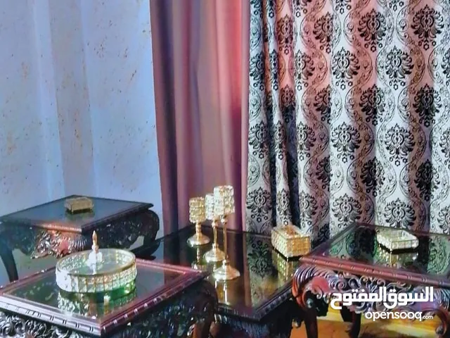 طربيزات زان كامل مع قزاز برنز