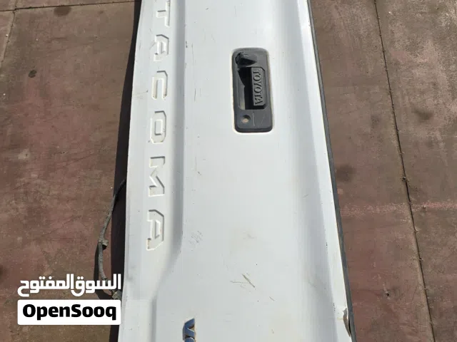 باب خلف تويوتا بيكب تاكوما 2018 كامل مع كورات و مقبض و كيمرا ابوب بيبان ورا كريل بيكاب Toyota Tacoma
