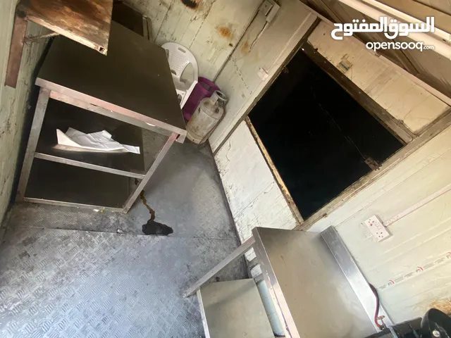 عربات للبيع