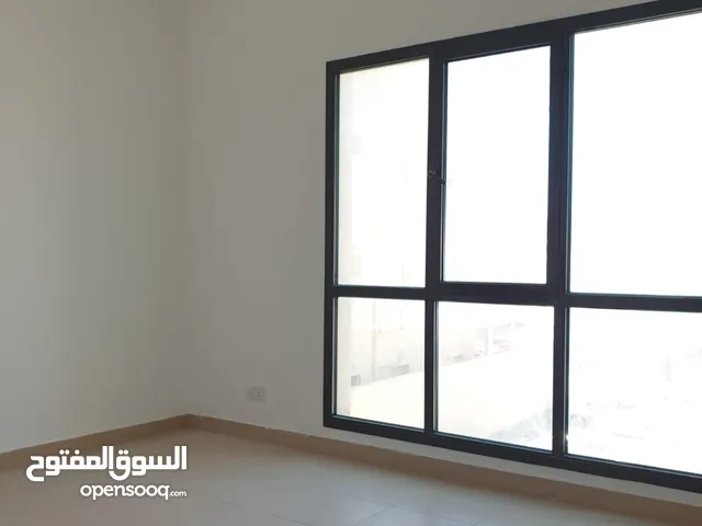 170 m2 4 Bedrooms Apartments for Rent in Muharraq Arad