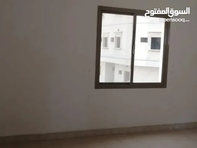 غرفة مفروشة شامل الكهرباء و الماء للأجار Room furnished for rent