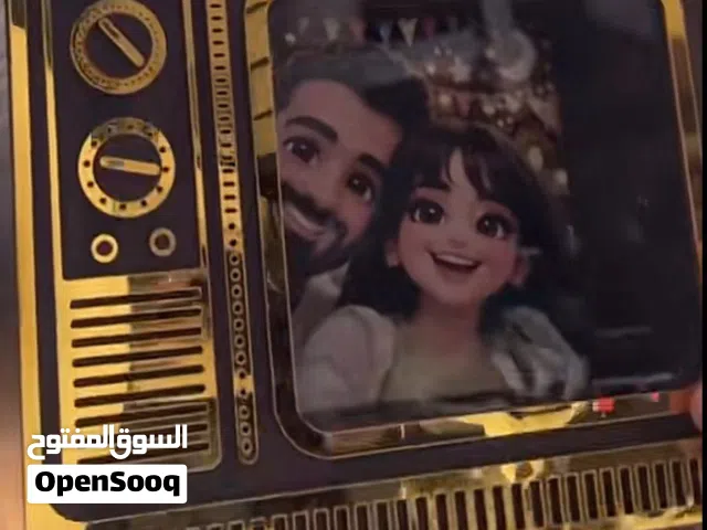 تليفزيون ديكور تريندي  ايه مميز انك تقدر تحط صورتك فيه وكمان بينور تليفزيون بالصوره احلى هديه تتقدم