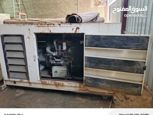 مولده كاتم كاز نضيفه وجاهزه مابيه اي نقص