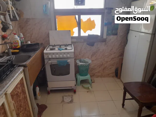 مشاركة سكن سيدة