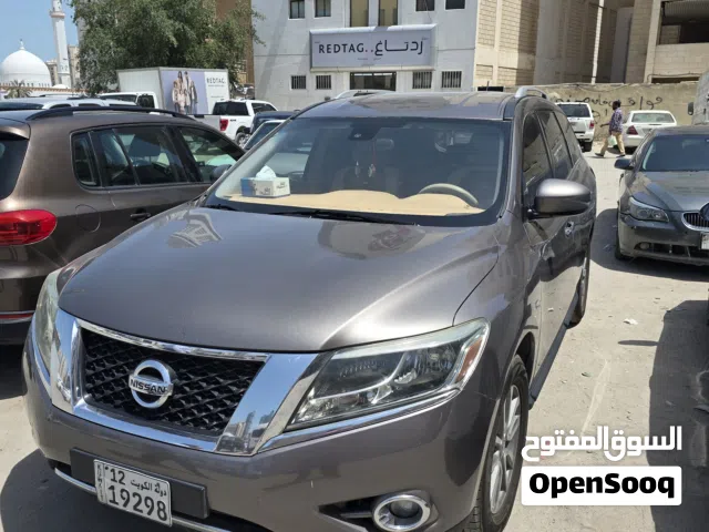 2014 Nissan Pathfinder SV
