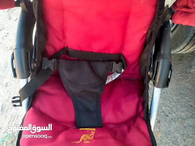 عرباية اطفال توأم بحالة الوكالة لون احمر نوعية Gracco
