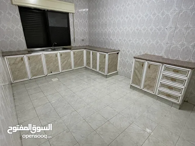 120 m2 2 Bedrooms Apartments for Rent in Amman Jabal Al Hussain