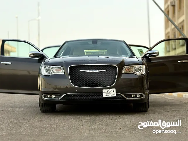 New Chrysler 300 in Dhi Qar